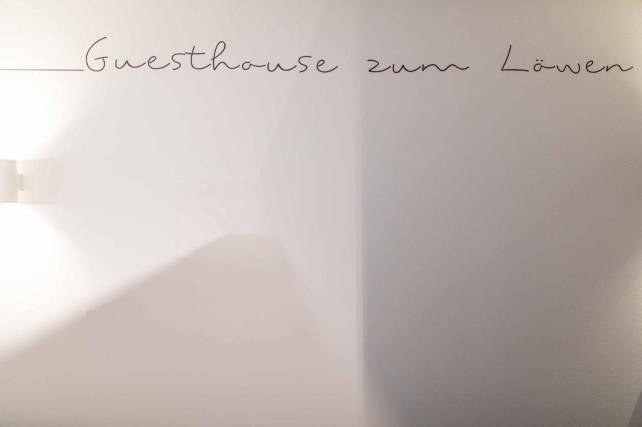 Stay Cooper L Guesthouse Zum Loewen Мерано Екстер'єр фото
