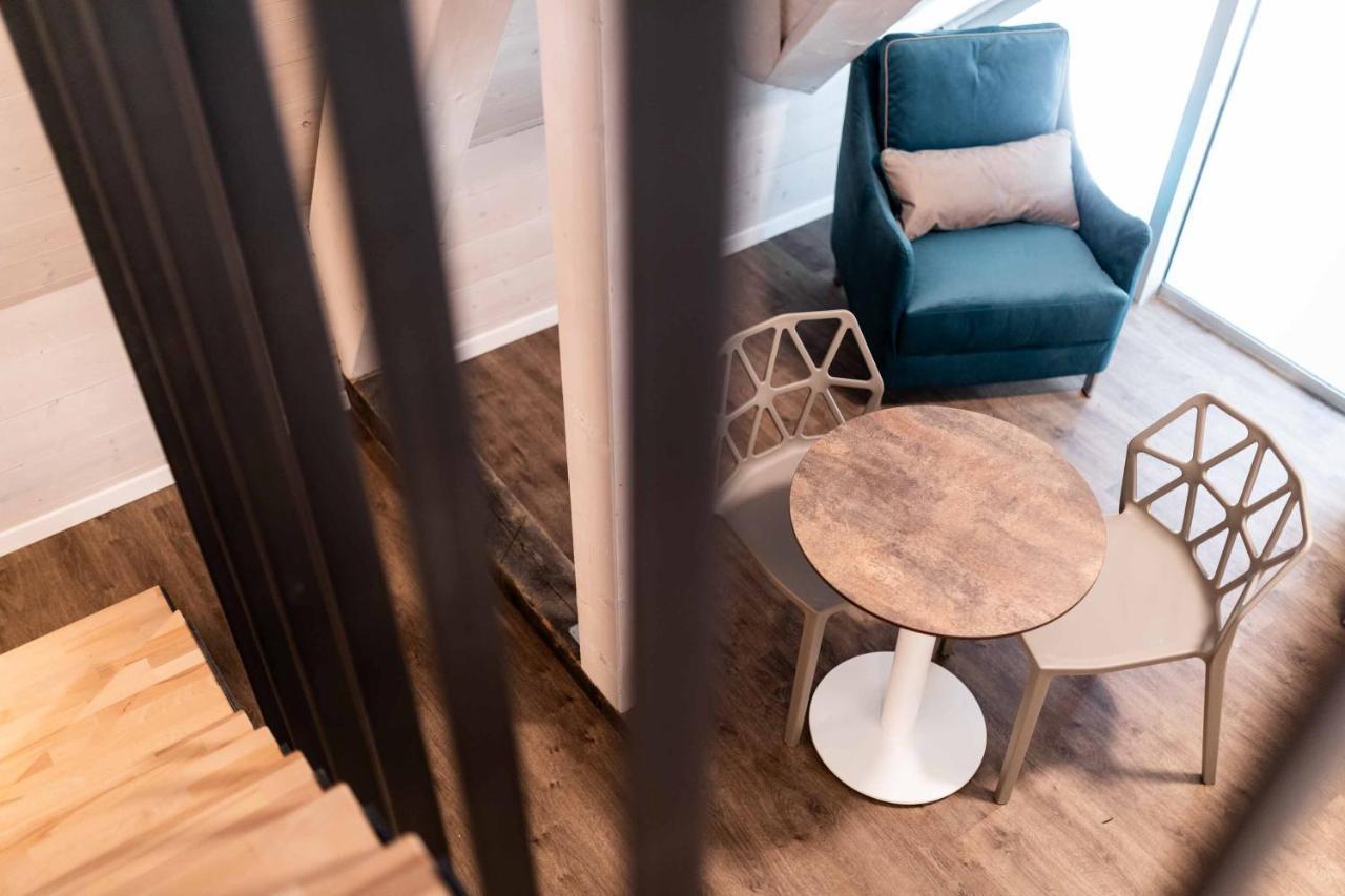 Stay Cooper L Guesthouse Zum Loewen Мерано Екстер'єр фото