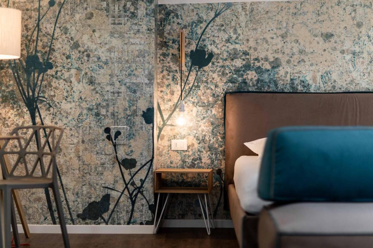 Stay Cooper L Guesthouse Zum Loewen Мерано Екстер'єр фото