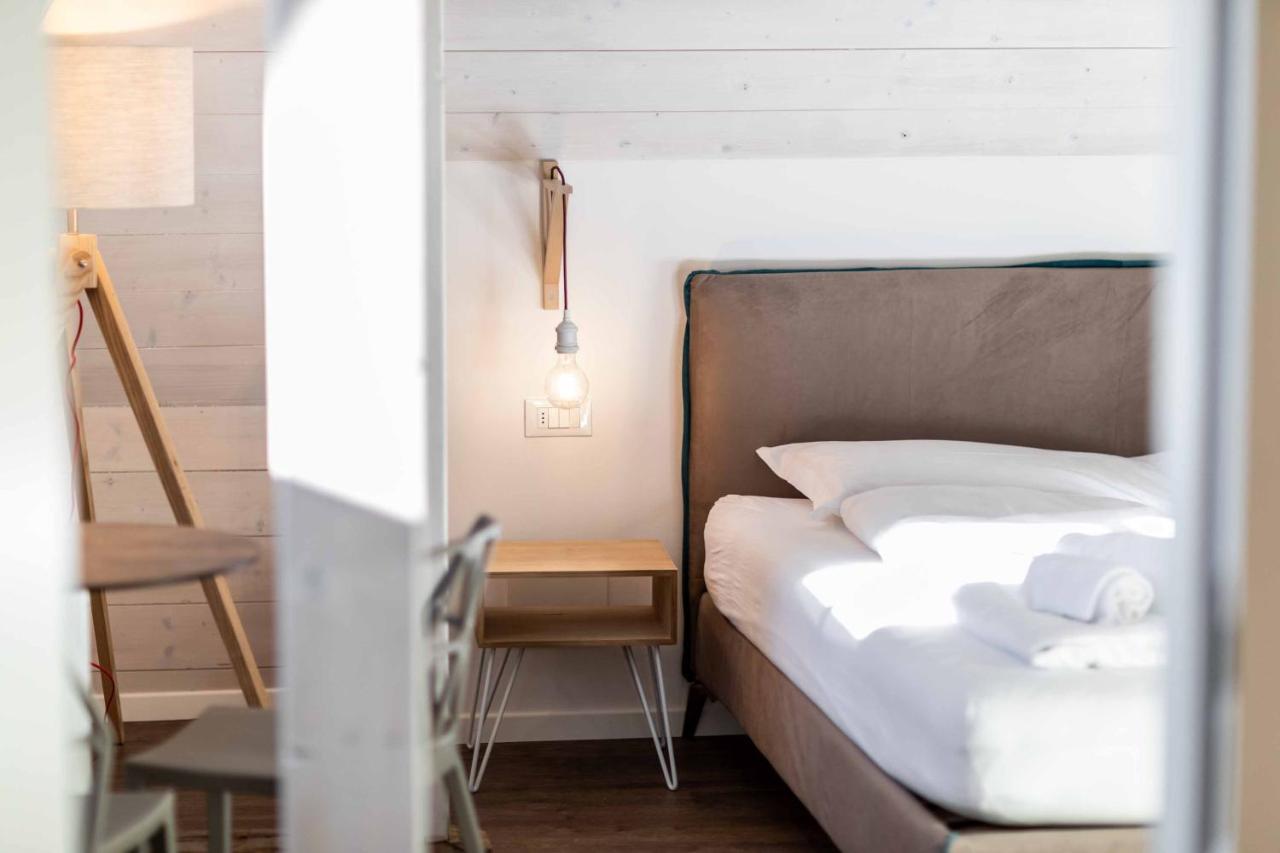 Stay Cooper L Guesthouse Zum Loewen Мерано Екстер'єр фото