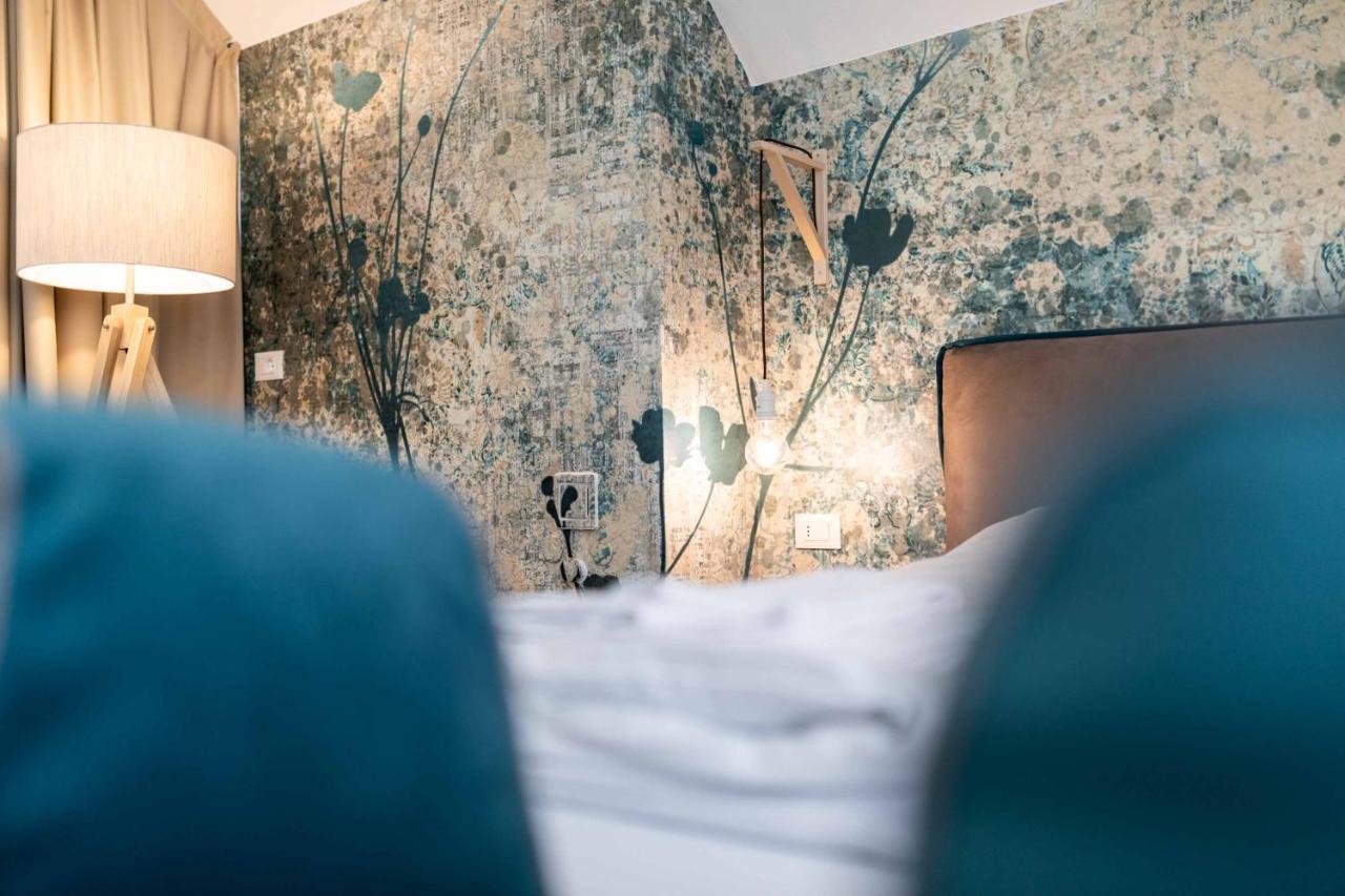 Stay Cooper L Guesthouse Zum Loewen Мерано Екстер'єр фото