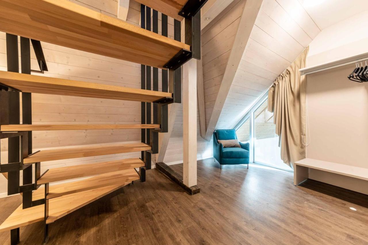 Stay Cooper L Guesthouse Zum Loewen Мерано Екстер'єр фото