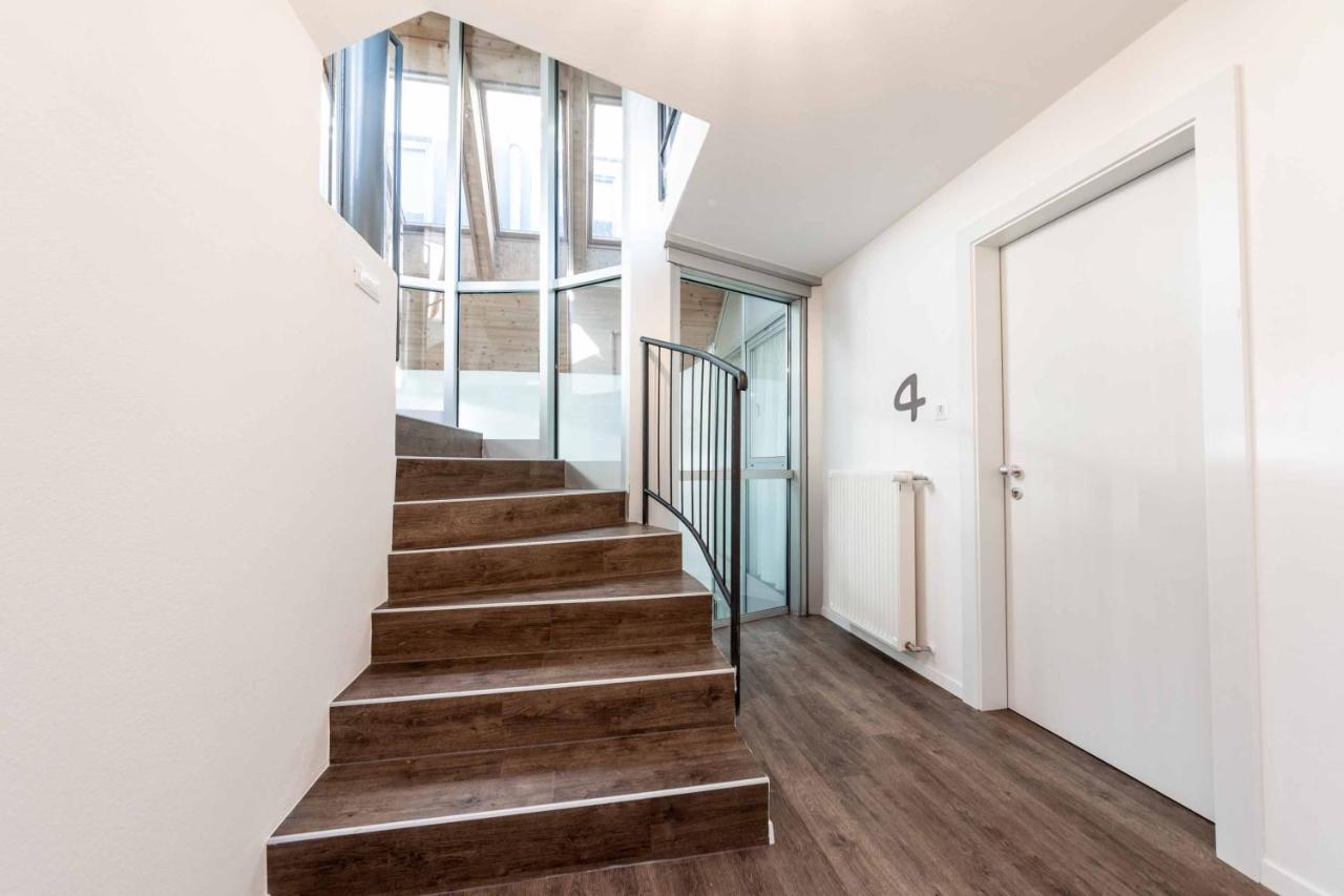 Stay Cooper L Guesthouse Zum Loewen Мерано Екстер'єр фото